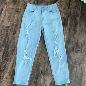 light wash ripped mom/boyfriend jeans
